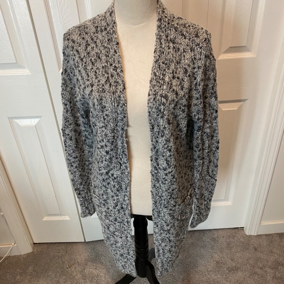 Women’s Size M Harlow open cardigan - Picture 2 of 8